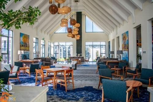 Ciêla Resort — interior lounge